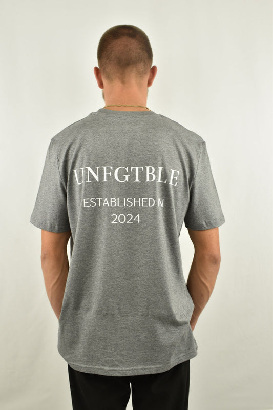 Oversized T-Shirt Established in 2024 in der Rückansicht - nachhaltige Streetwear von unfgtble